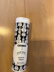 Amika Cream