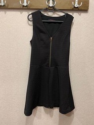 台灣設計師品牌 LANICE 前拉鍊造型短洋裝