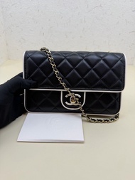 chanel 香奈兒 25P 漫畫系列黑白熊貓配色woc鏈條包 26年5月單
