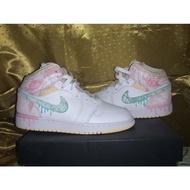 WTS ORIGINAL NIKE AIR JORDAN 1 MID SE GS ‘ICE CREAM’ UK4