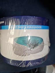 Neck massager
