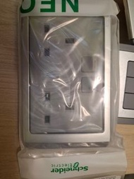 Schneider Electric NEO 雙位英式插座
