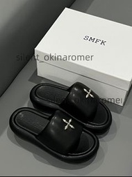 SMFK 拖鞋尺碼：35-40