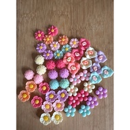 RM4.50/50 pieces : TF-801 - Resin - Bunga - Flower - 1.3 cm to 1.5 cm