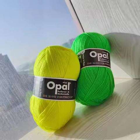 1*100g ball Opal wool yarn Uni 4ply yarn Sock Yarn 75% wool, 25% polyamide/ Nylon socks knitting yar