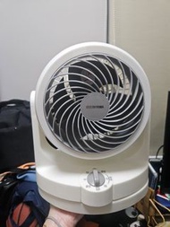 IRIS OHYAMA 靜音循環坐枱風扇