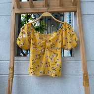 2hand yellow floral shirt, waist 56 to 64cm, length 41cm, code 274