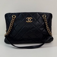 Chanel/香奈兒 黑色徽標單肩包 孟買