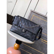 Chanel Hot-selling Super Large Airport Bag Glossy Caviar Pipi Diamond Check VB3I