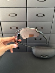 Oakley Radar EV Path 專業級運動太陽眼鏡 | 輕量無壓設計 | Prizm專利光學鏡片 | 防滑抗汗鏡腿 | 戶外騎行跑步必備