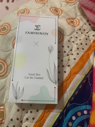 FAMININITY 青春專用精華液(局部)