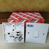 MK 4871 WHI 10 amp 1 gan 2 Way Switch with SIRIM approved