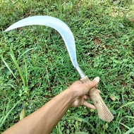 clurit atau sabit rumput padi dan ranting daun asli MADURA arit sawah sabit rumput sabit madura