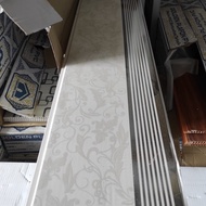 Plafon PVC motif garis batik