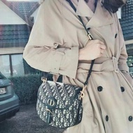 DIOR Bobby中款緹花肩背包