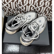 Preloved New.Balance 725 Shoes Women