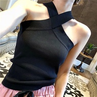 Korean sexy chest cross hanging off shoulder top sleeveless tight t-shirt wearing a bottomed vest su
