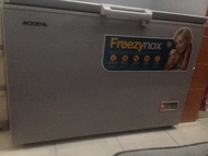 Freezer Chest Box Modena 300 Liter Type MD30