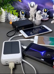 超輕 太陽能 白色 20000mh 三線充電寶 iphone android 機可用 battery bank$65
