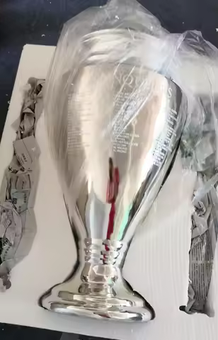 1:1 Real Size Football Trophy The Football Trophy Replica Trophy For Soccer Souvenirs