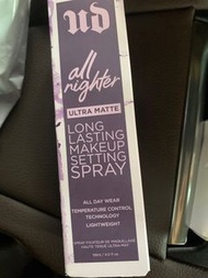 100%real現貨✨URBAN DECAY 超啞緻定妝噴霧