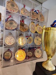 獎牌盒 優質亞加力 透明 獎牌展示架 獎牌展示收納盒 🏅🎖️🥇✨大、中、小層數均有, 特平售!