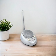 Radio Mini FM Auto Scan Portable Radio BS40 Warna Silver Free Baterai