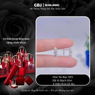 Elegant Polished Silver Earrings with 3 CZ Stones (Chicken Leg Pin) for Women GBJ54742