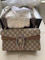 Gucci Dionysus GG Supreme Shoulder 酒神包 中 size