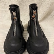 Alexander McQueen Tread Slick 黑色小牛皮拉鍊靴37號 99新配件塵袋