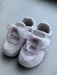 New Balance NB 996 日本限定蝴蝶結 Baby Pink Sneakers with Bows