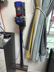 Dyson v8 吸塵機