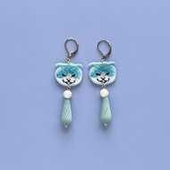 祈禱般沉睡的貓咪桃太郎耳飾