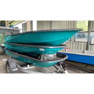 BOAT FIBERGLASS 12FT X 4FT X 15"(D)
