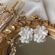 Vivienne Westwood Broken Shell Is My Xiao Mao | Roaming Interstellar Flash Full Of Saturn Zircon Ear