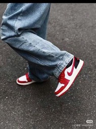 Air Jordan 1 Low 紅白黑