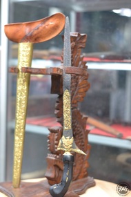 Keris kinatah garudha sepuh majapahit kode FN3189