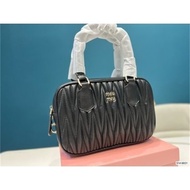 Fast Delivery  Miumiu Classic sheepsk 4 colors Pleated fund Crossbody Bag Women Handbags Fashion Cas