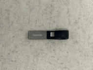 SanDisk iXpand 256GB USB&amp;Lightning Flash Drive 雙頭USB 可直接連接iphone 電話 隨身碟