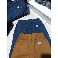 Carhartt pants made of stretch material