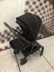 Nuna triv 嬰兒車 黑色 雙向 可換向 兒童手推車 baby stroller bb車 新生兒初生可用 newborn