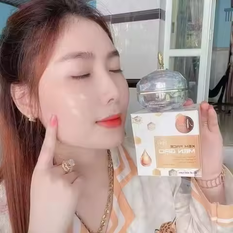Kem Face Men Gạo 25g Nicos: Trắng Sáng Đều Màu Da. Hỗ Trợ Giảm Thâm Sạm Nám Tàn Nhang, Se Khít Lỗ Ch