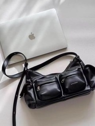 韓國 Samo ondoh Y2K 返學 返工 去街 袋 pocket mug bag M nappa black