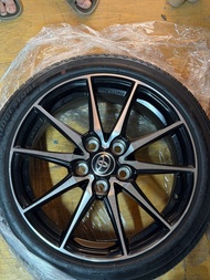 Toyota 17吋鈴  Enkei 代工 日本制造