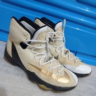 Sec BASKETBALL SHOES JAMES LEBRON 13 ELITE SIZE 44,5