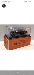 GCD 1:64 no.33.35 Mercedes-Benz 600 Pullman Limousine (红色，黑色各售$120)
