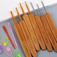 Flat wooden handle crochet needles in many sizes from 0.5mm to 6mm