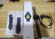 Samsung Galaxy Watch5 40mm with Extra Straps and Charger