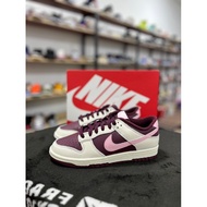 Dunk Low Valentine (Size UK 6.5 ,UK 8.5)