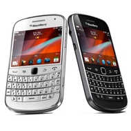 BlackBerry Bold Touch 9900 cellphone QWERTY touch screen WiFi GPS 5.0mp Smartphone
